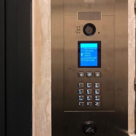 New Saint Maur-Logement Lovely Flat 32M2 パリ エクステリア 写真